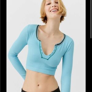 Urban long sleeve top 🩵